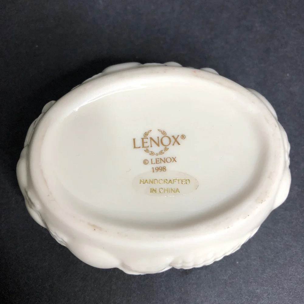 2 LENOX Fruits of Life Small Oval Boxes with Lids Porcelain 1998 Trinket Dish